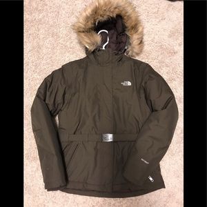 North face Woman’s Hyvent Parka